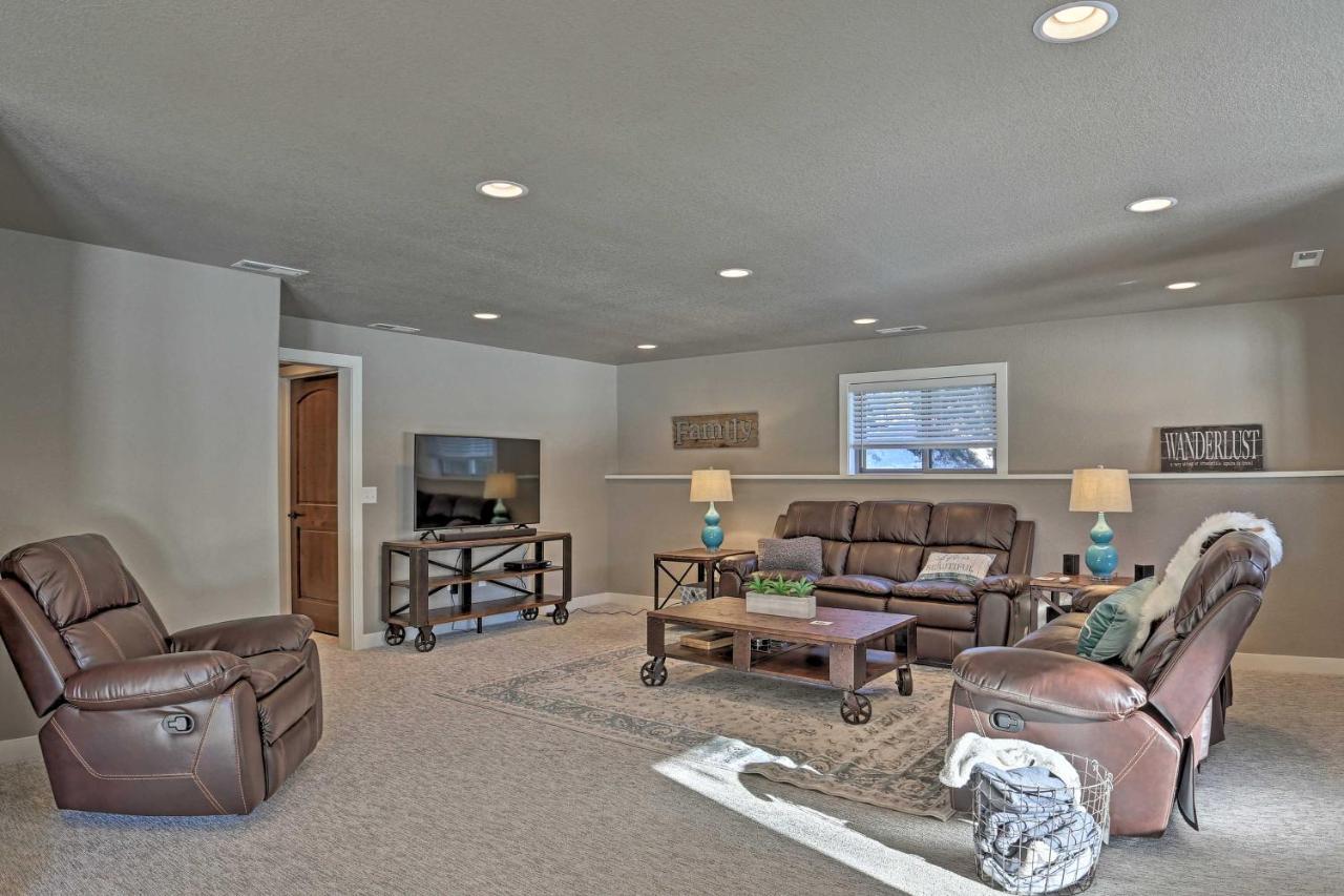 Lead Family Home With Hot Tub, 2 Mi To Deer Mountain 外观 照片